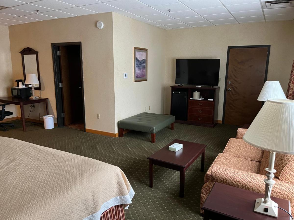Days Inn & Suites By Wyndham Sutton Flatwoods Eksteriør bilde